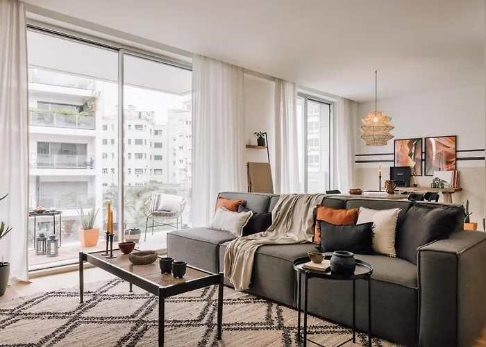 Apartment Telmest - 2 Bedrooms, Balcony In Santo Antonio