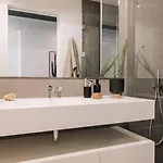 Telmest - 2 Bedrooms, Balcony In Santo Antonio * Lisboa
