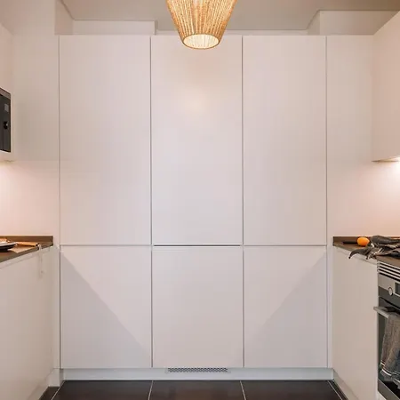 Telmest - 2 Bedrooms, Balcony In Santo Antonio Lissabon