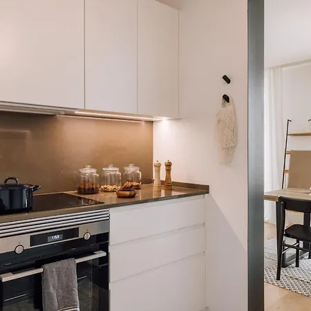 Telmest - 2 Bedrooms, Balcony In Santo Antonio Lisbon